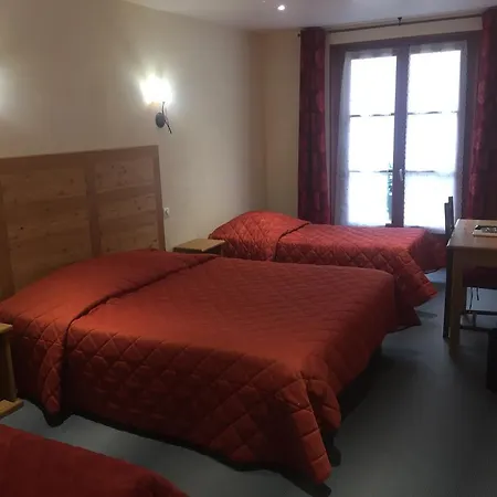 Le Bilboquet Hotel